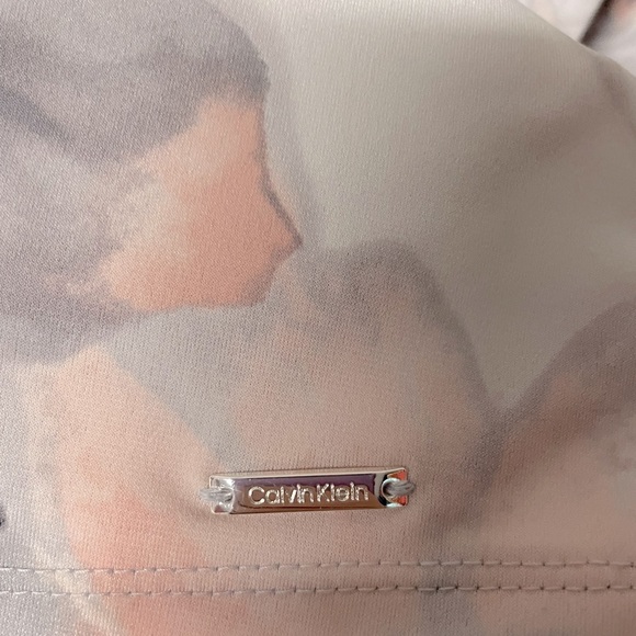 Calvin Klein pretty soft smoky floral print w/pleated cowl neckline #54B - Picture 5 of 6